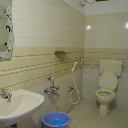 Nanda Mohan Homestay- Luxuries Ac Apartment Close To Alipiri Foothills-Kapila Teertham And Iskcon Temple Tirupati Exterior photo