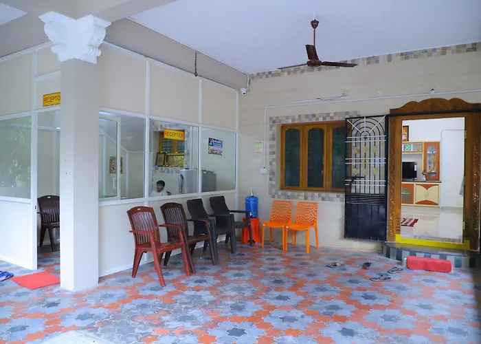 Nanda Mohan Homestay- Luxuries Ac Apartment Close To Alipiri Foothills-Kapila Teertham And Iskcon Temple