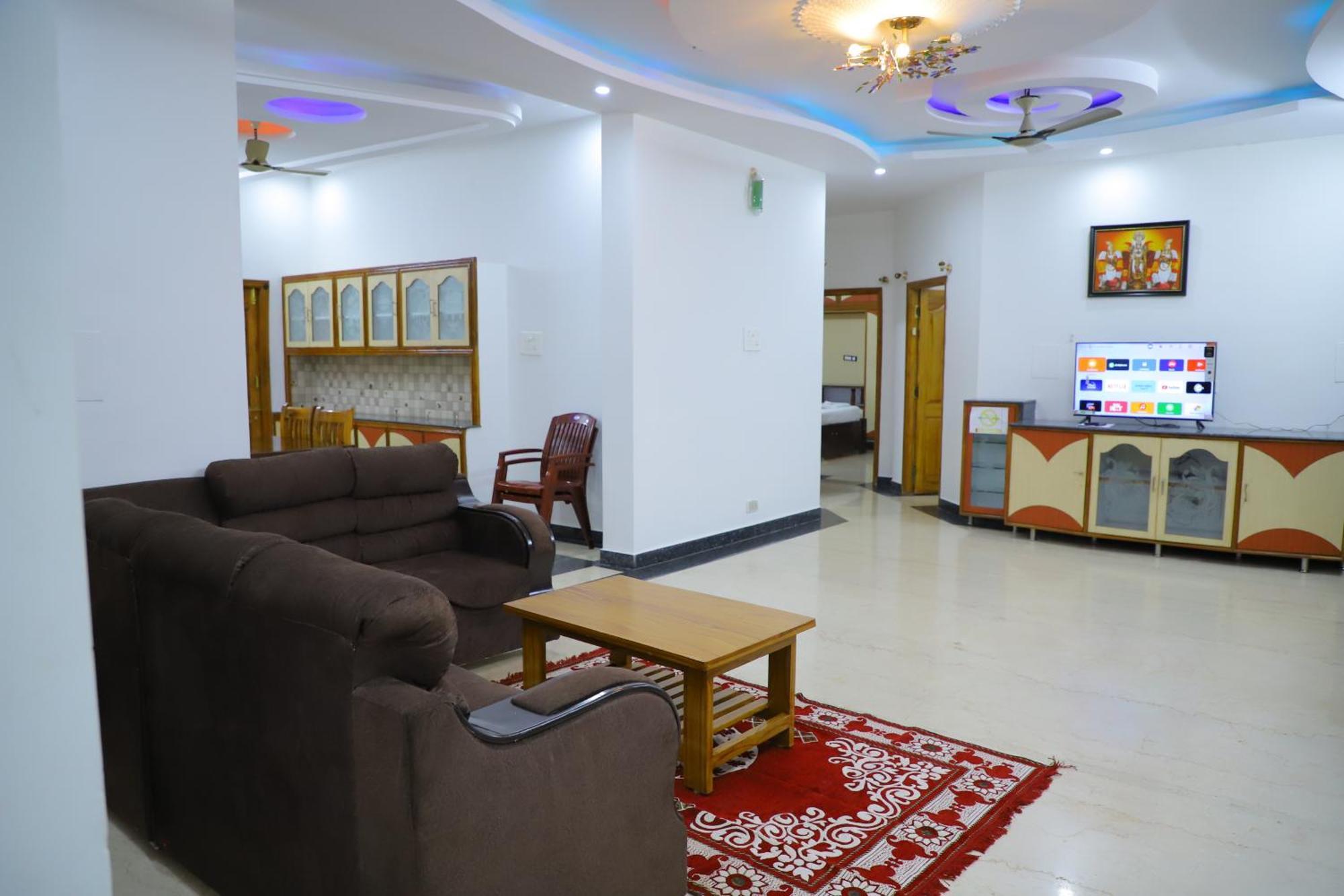 Nanda Mohan Homestay- Luxuries Ac Close To Alipiri Foothills-kapila Teertham And Iskcon Temple Homestay *