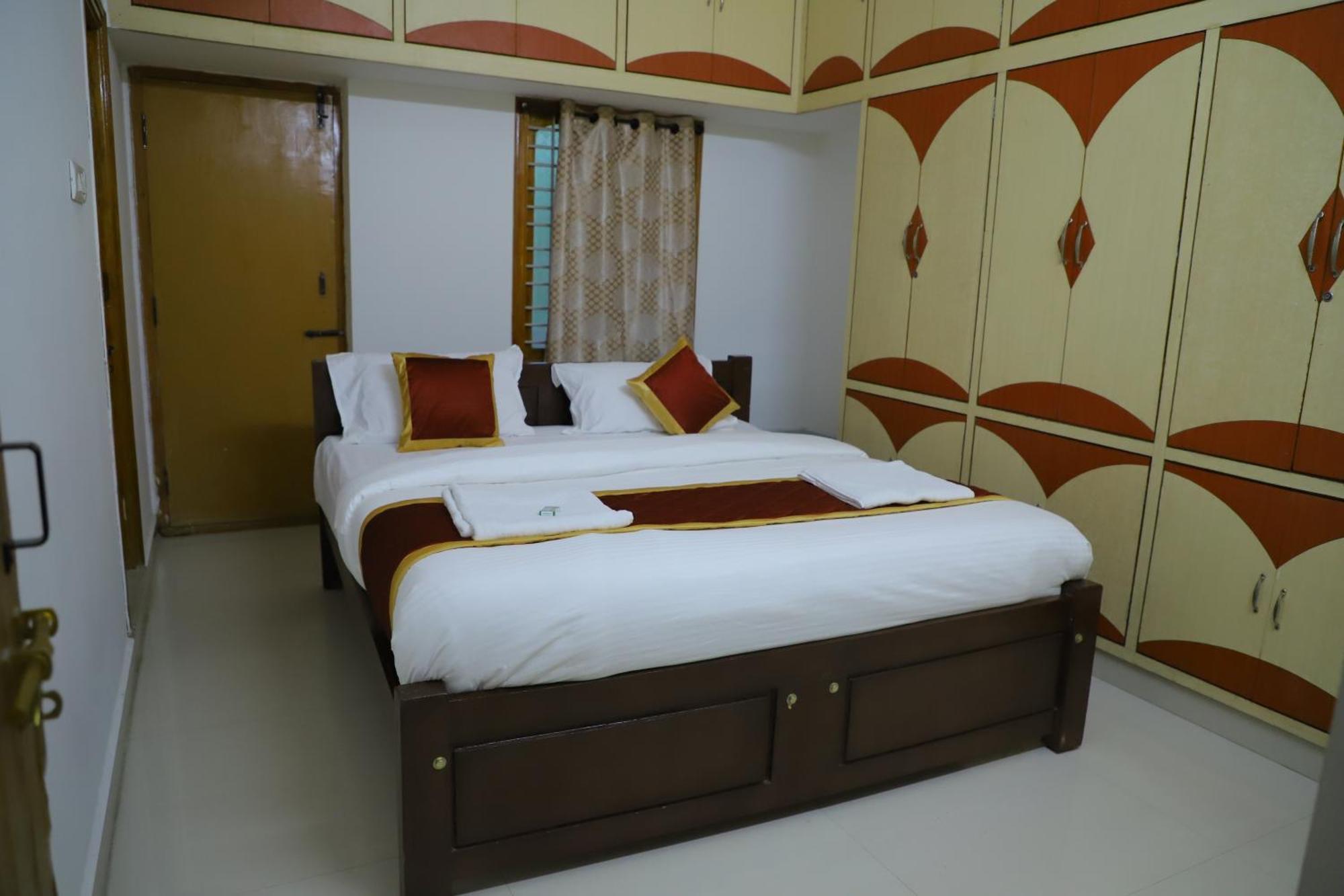 Nanda Mohan Homestay- Luxuries Ac Close To Alipiri Foothills-kapila Teertham And Iskcon Temple * Tirupati